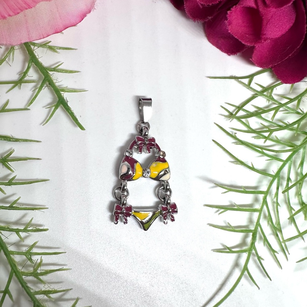 NEW⚜️Enamel Bikini Charm Pendant - Picture 5 of 7